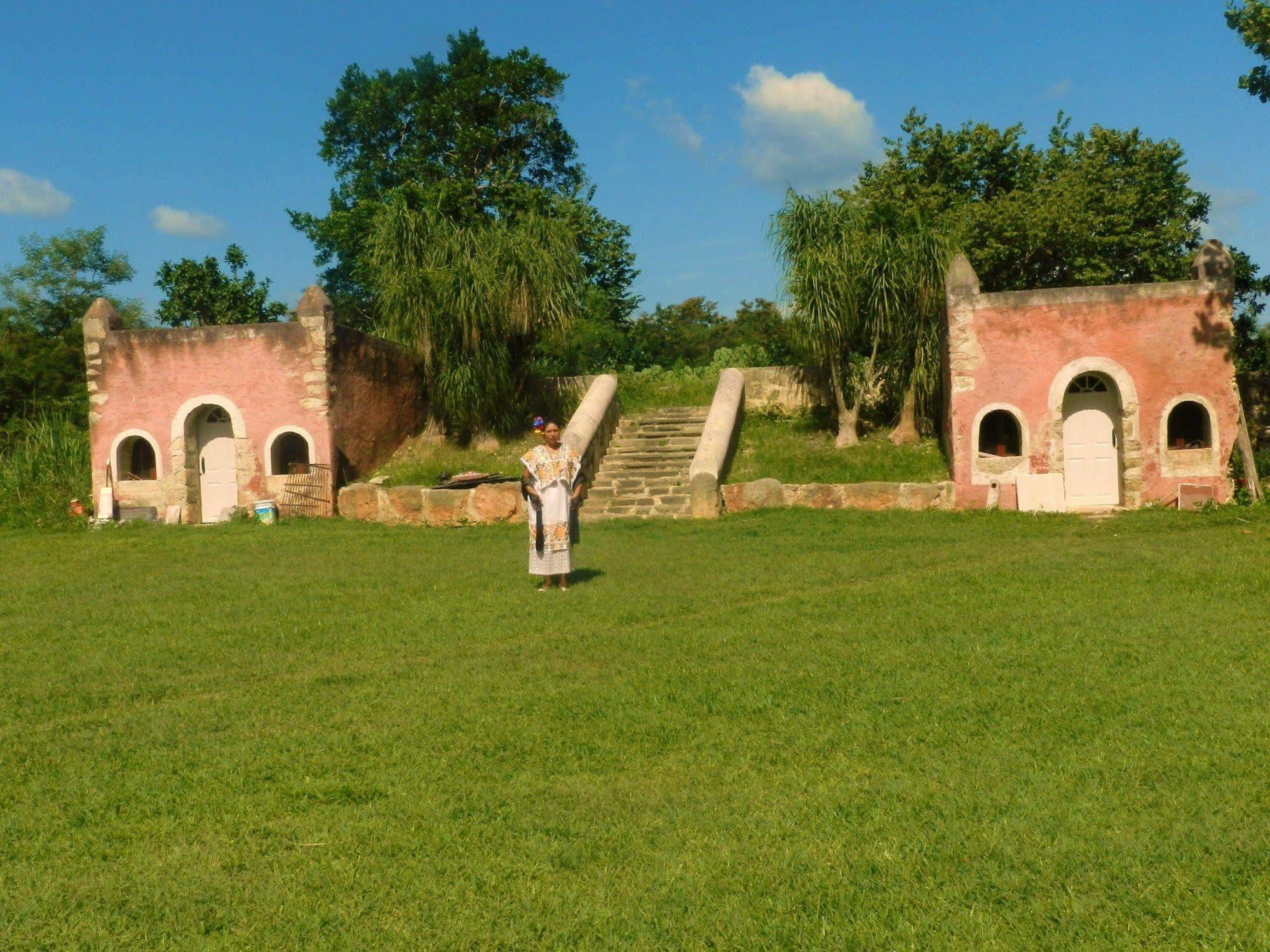 Hacienda Tepich Hotel Exterior photo